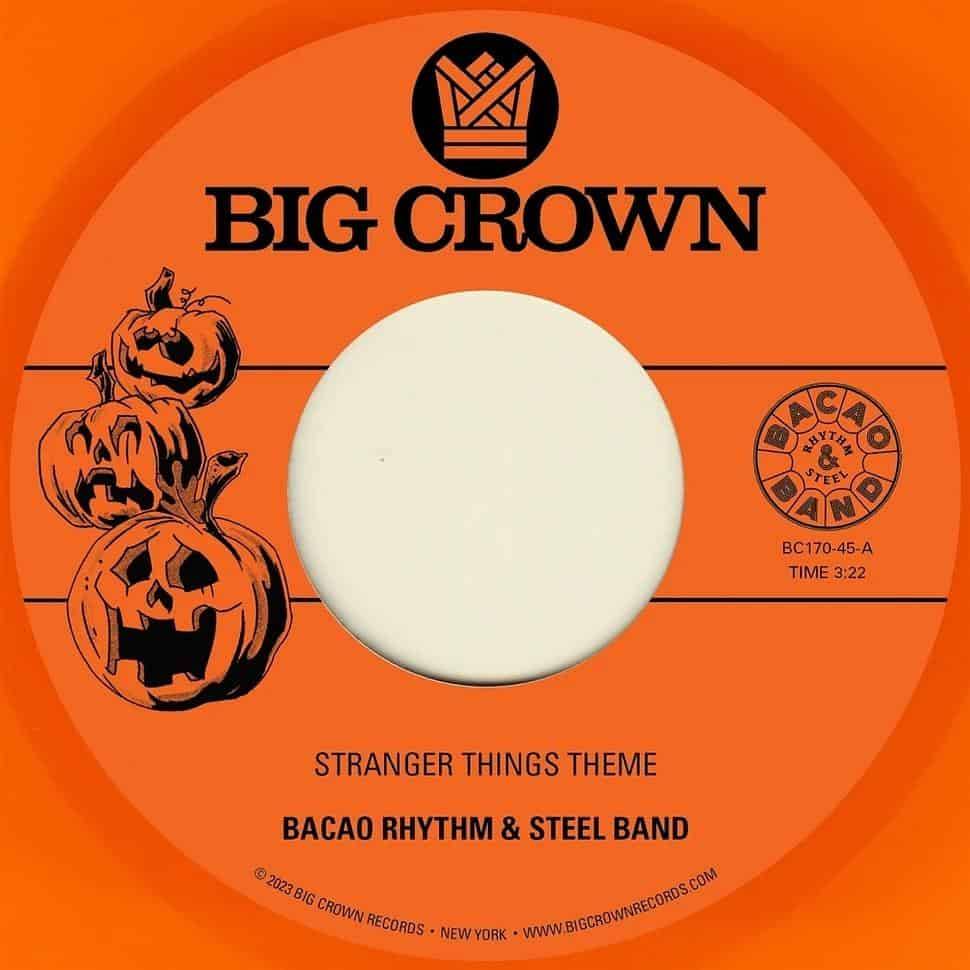 Stranger Things Theme b/w Halloween Theme