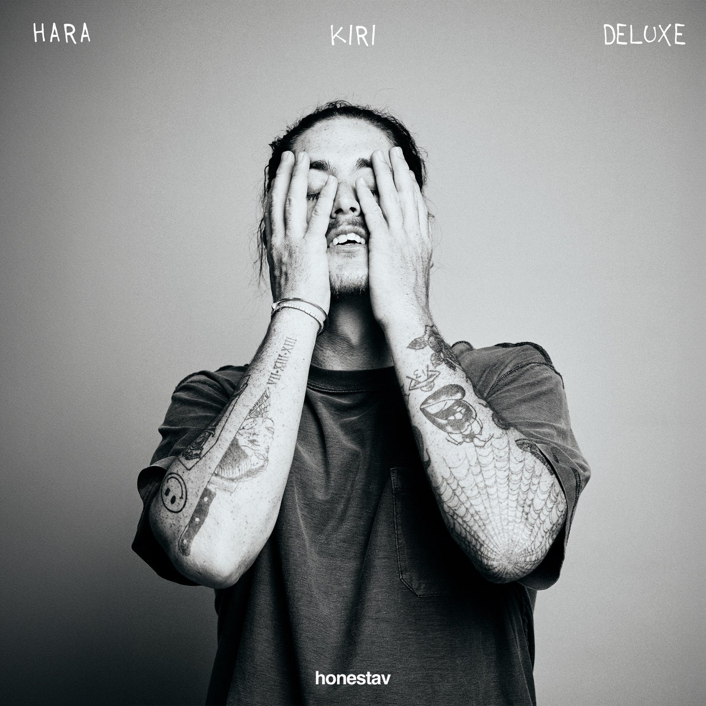 honestav - hara-kiri (Deluxe) Album Cover