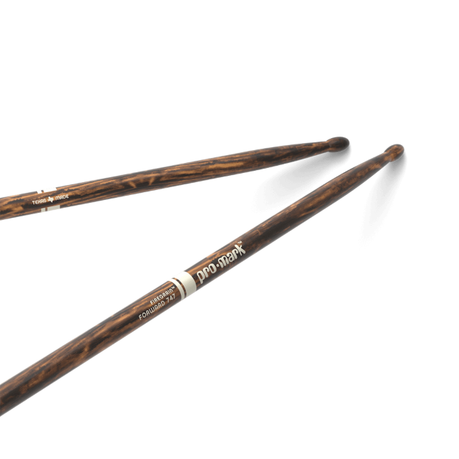 Classic Forward 747 FireGrain Hickory Drumstick, Oval Wood Tip
