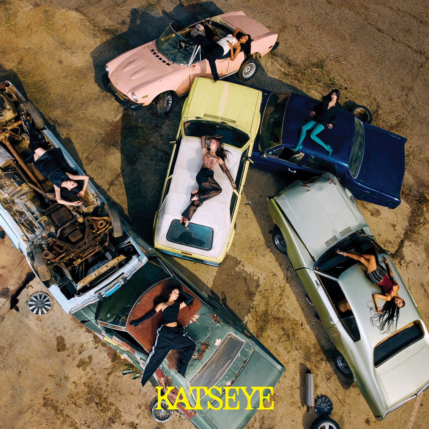 KATSEYE - BEAUTIFUL CHAOS - EP Album Cover