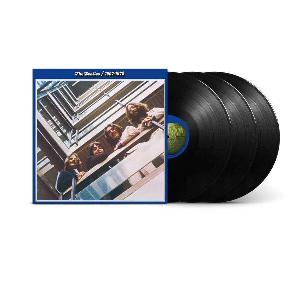 Beatles_Blue_3LP_3D_front_black (1).jpg