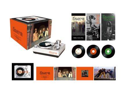 Custom Mini Turntable with Records