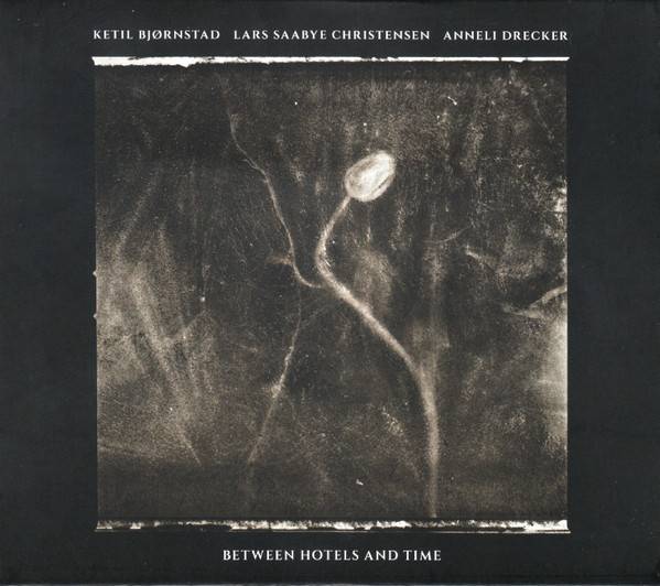 Between Hotels and Time