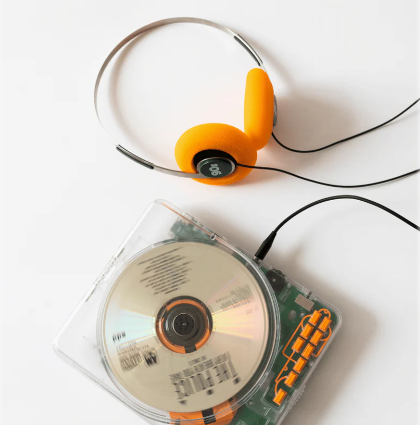 RETRADISC Portable CD Player