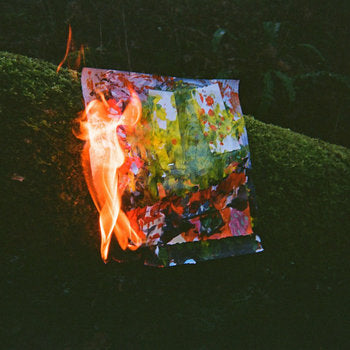 V/A001